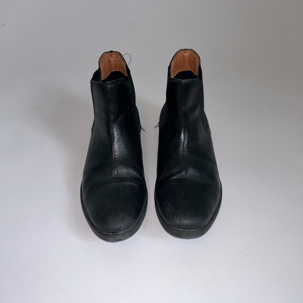 Chelsea boot! - Picture 2 of 2